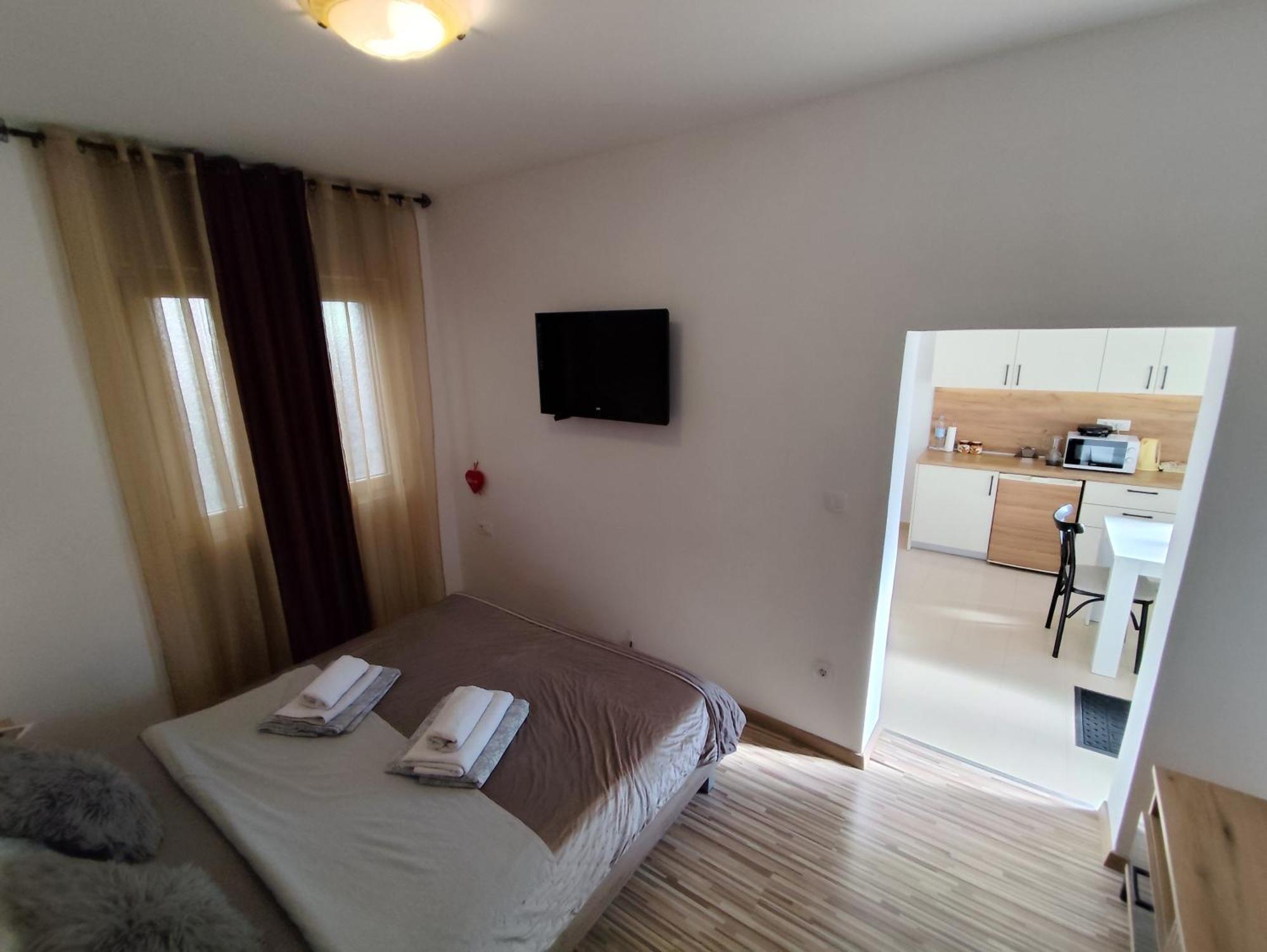 Apartments Zeljka-Dobrota 科托尔 外观 照片